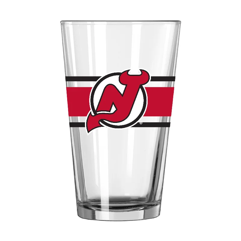 Team Mug With Player Number-New Jersey Devils 16oz Stripe Pint Glass