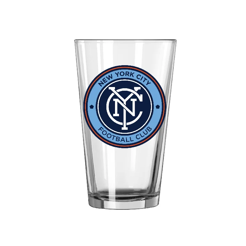 Team Mug With Wrestling Print-New York City FC 16oz Swagger Pint Glass